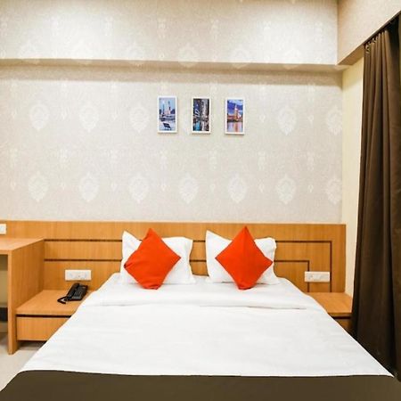 Hotel Golden - I Rāipur Exteriér fotografie