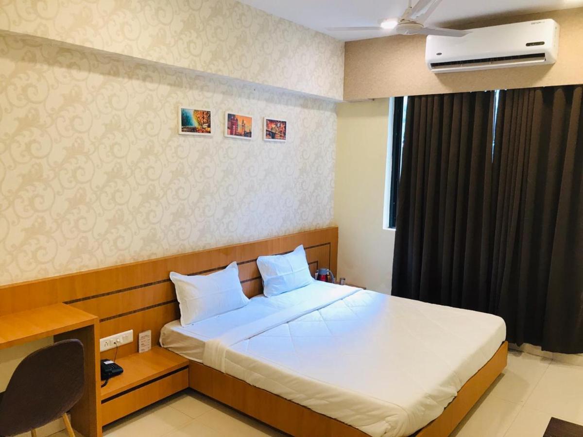 Hotel Golden - I Rāipur Exteriér fotografie