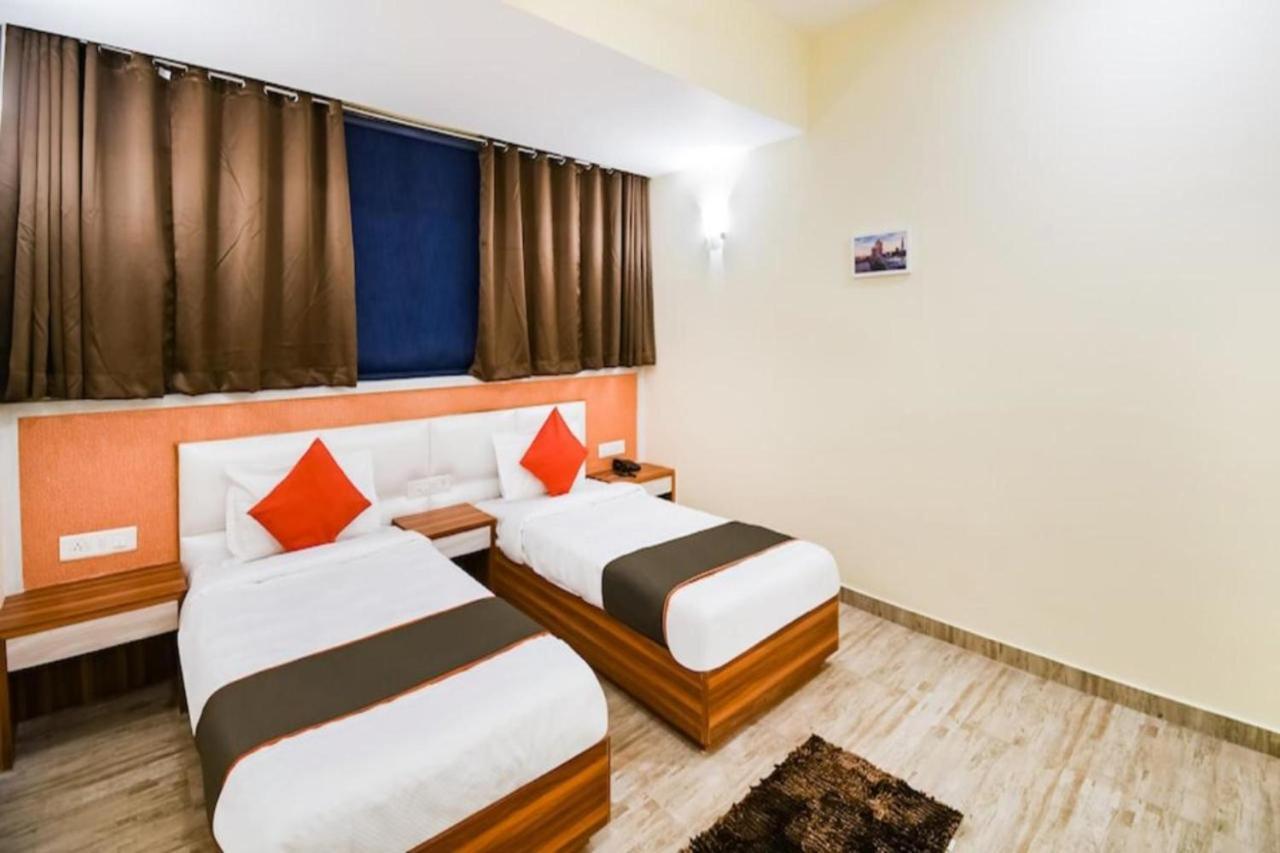 Hotel Golden - I Rāipur Exteriér fotografie