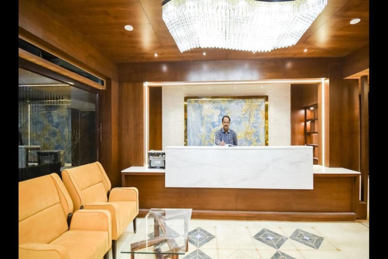 Hotel Golden - I Rāipur Exteriér fotografie